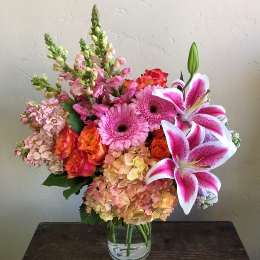 roses lilies and snapdragons