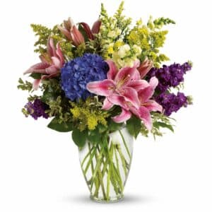 hydrangeas and pink lilies bouquet