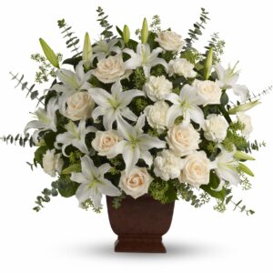 white asiatic lilies and crème roses