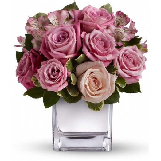 lavender and pink roses in a vase